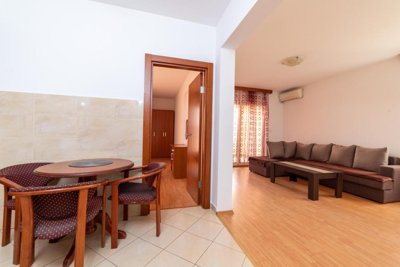 Apartmani Jovan Μπούντβα Εξωτερικό φωτογραφία
