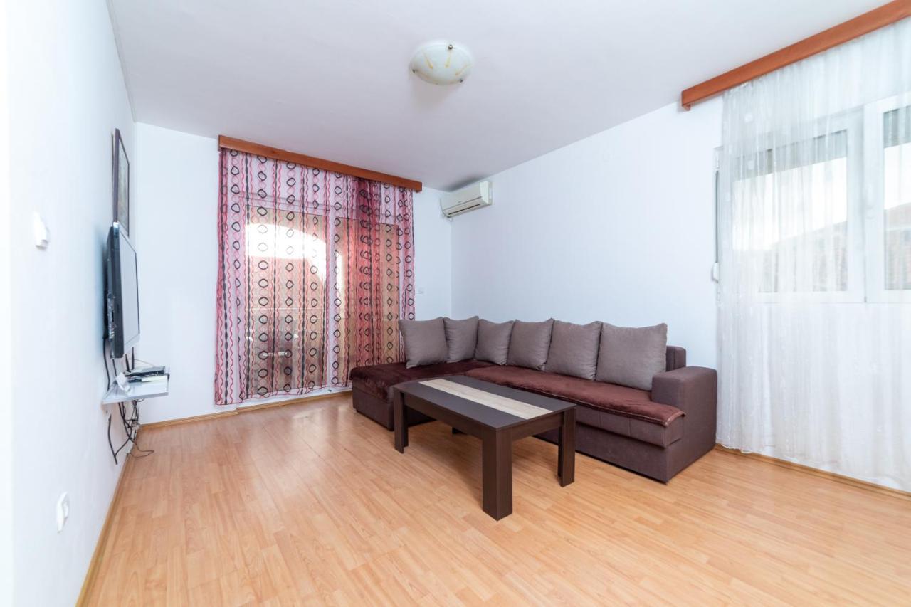 Apartmani Jovan Μπούντβα Εξωτερικό φωτογραφία