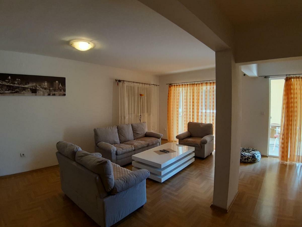 Apartmani Jovan Μπούντβα Εξωτερικό φωτογραφία