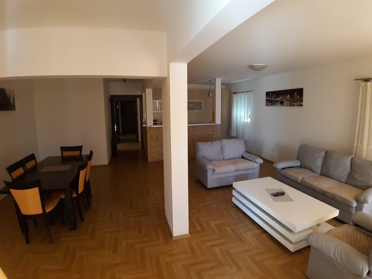 Apartmani Jovan Μπούντβα Εξωτερικό φωτογραφία