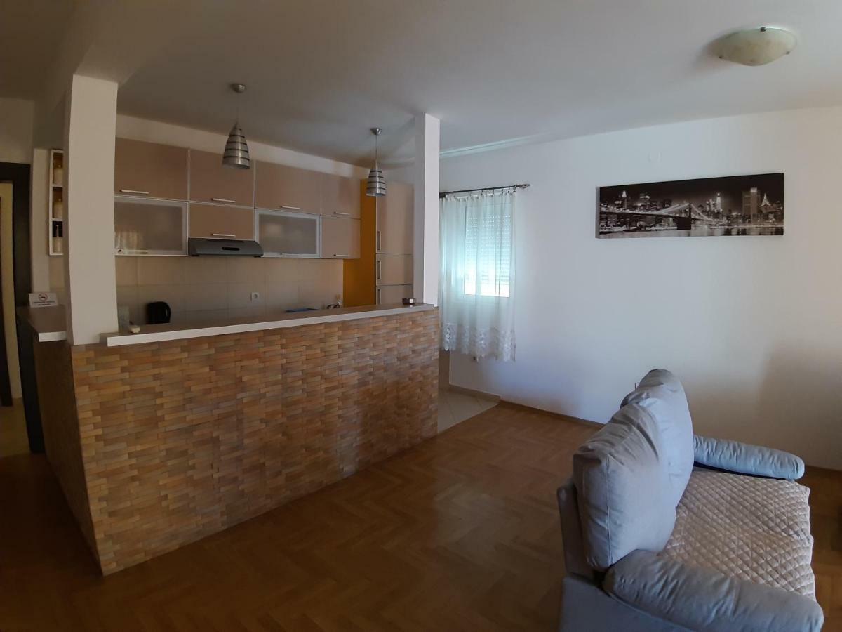 Apartmani Jovan Μπούντβα Εξωτερικό φωτογραφία