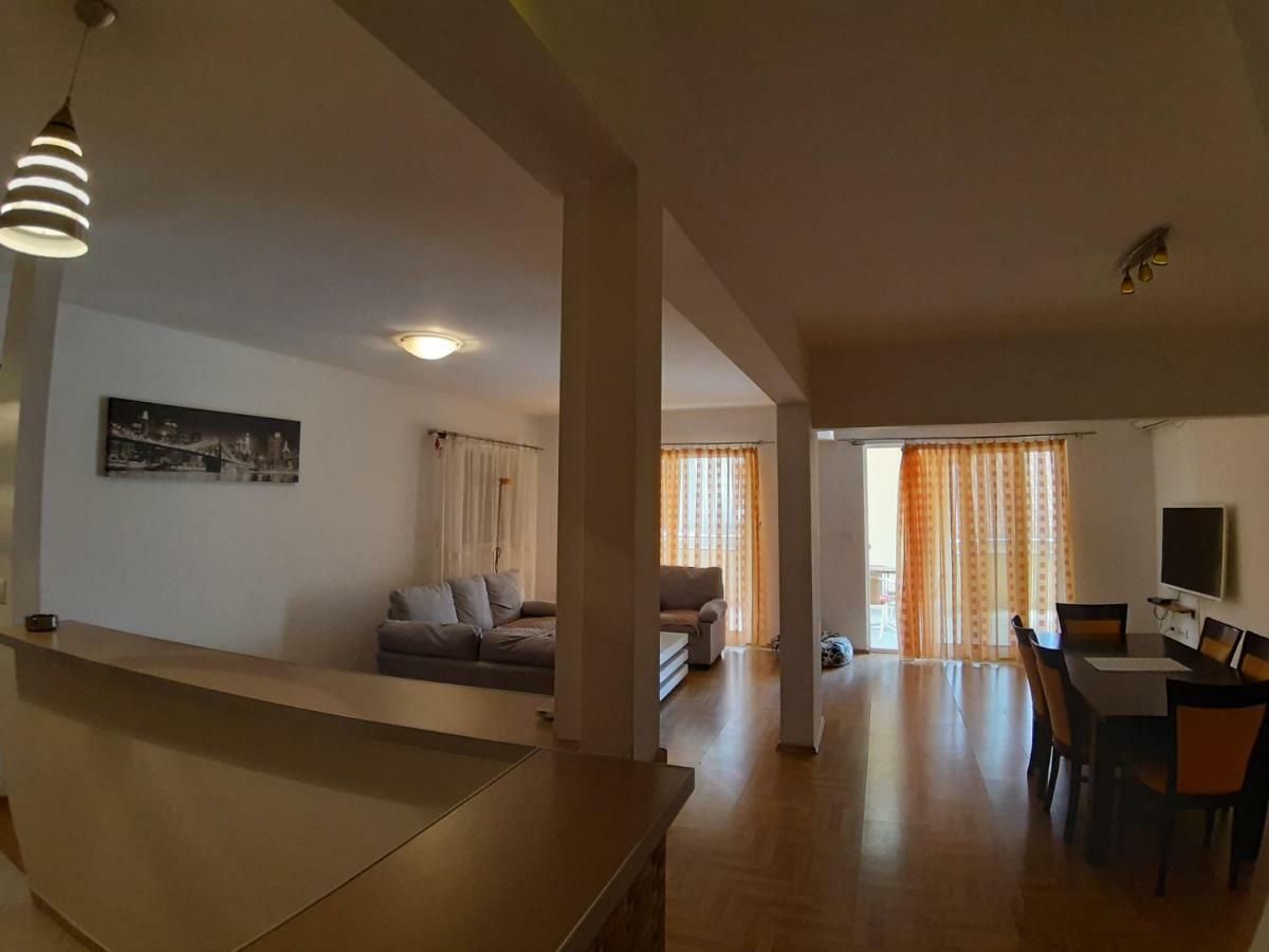 Apartmani Jovan Μπούντβα Εξωτερικό φωτογραφία